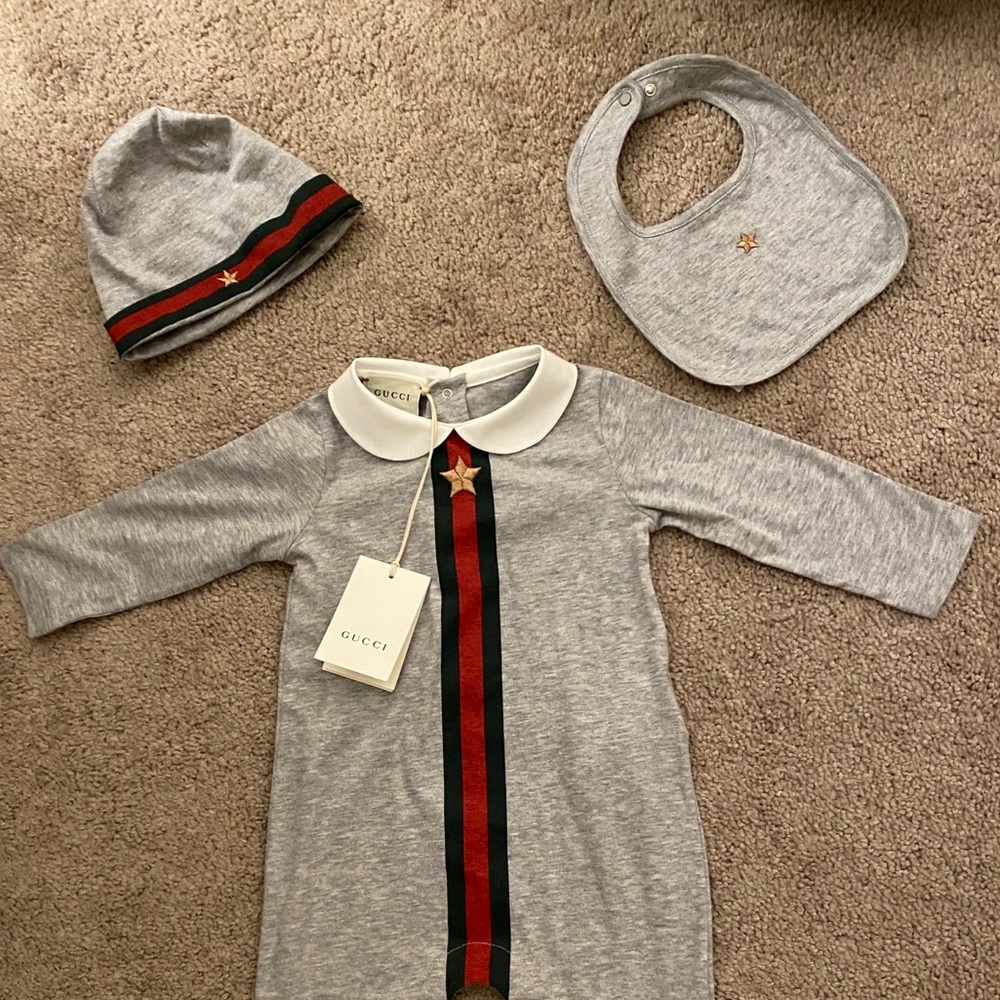 Gucci Onesie Set 6/9m